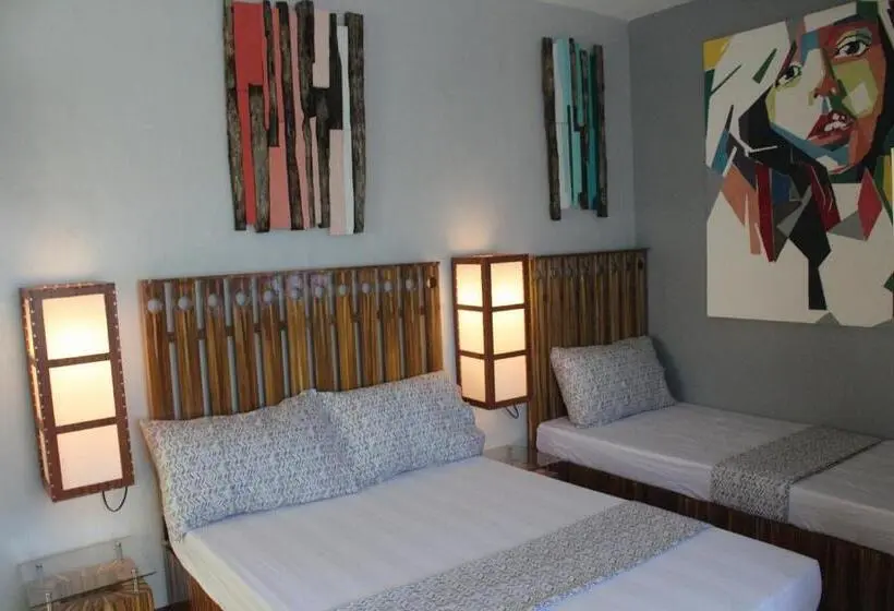 トリプルクラシックルーム, Gomez Guest House