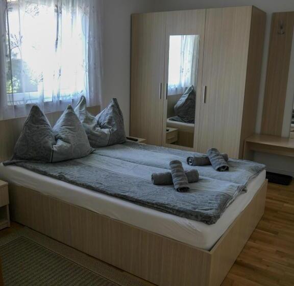 컴포트 룸, Haus Berta