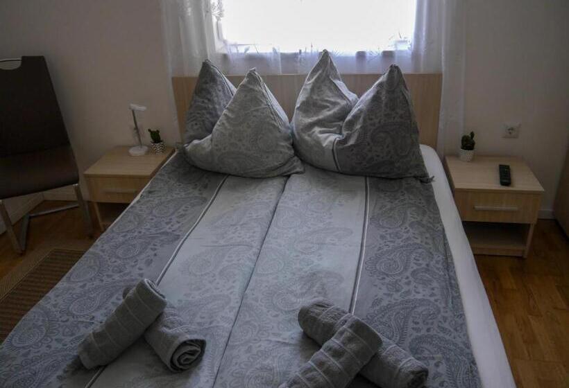 컴포트 룸, Haus Berta