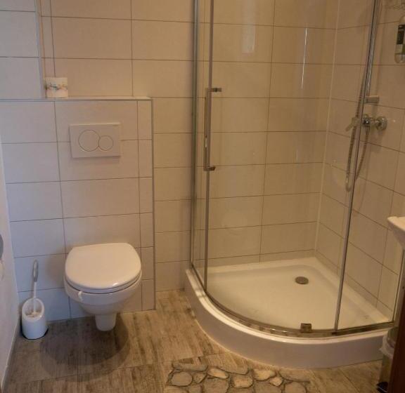 컴포트 룸, Haus Berta