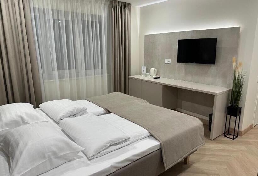 اتاق سوپریور, žilina