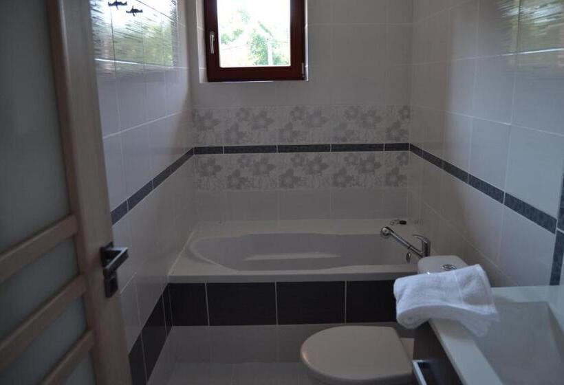 スタンダードシングルルーム, Penzion Bez Modrého Páva