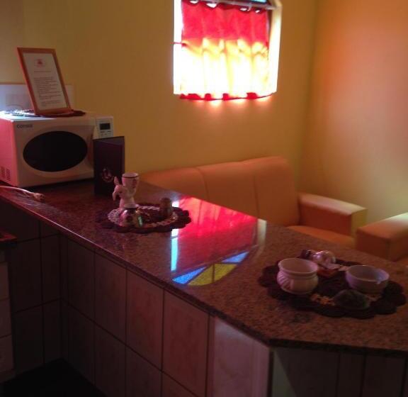 샬레, Pousada Recanto Das Aves