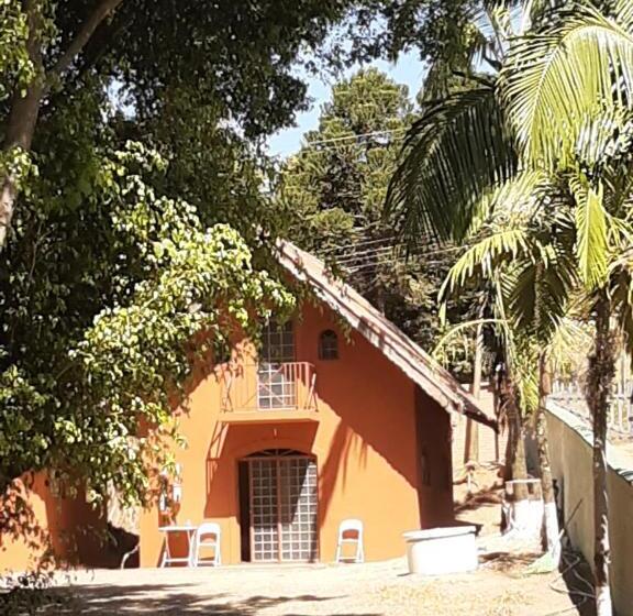 샬레, Pousada Recanto Das Aves