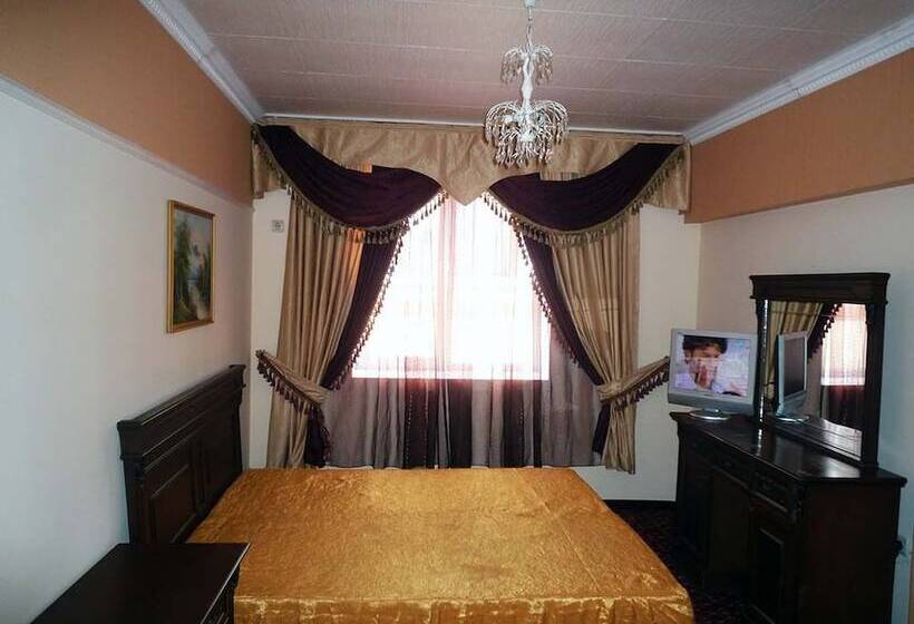 חדר סטנדרט, Complex Monastery