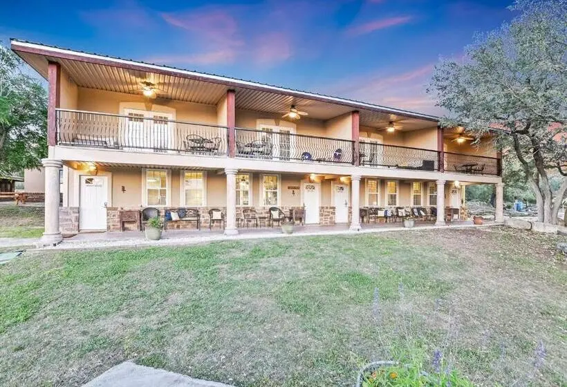 1 Bedroom Apartment Lake View, Canyon Lake Condos At Stillwater Ranch