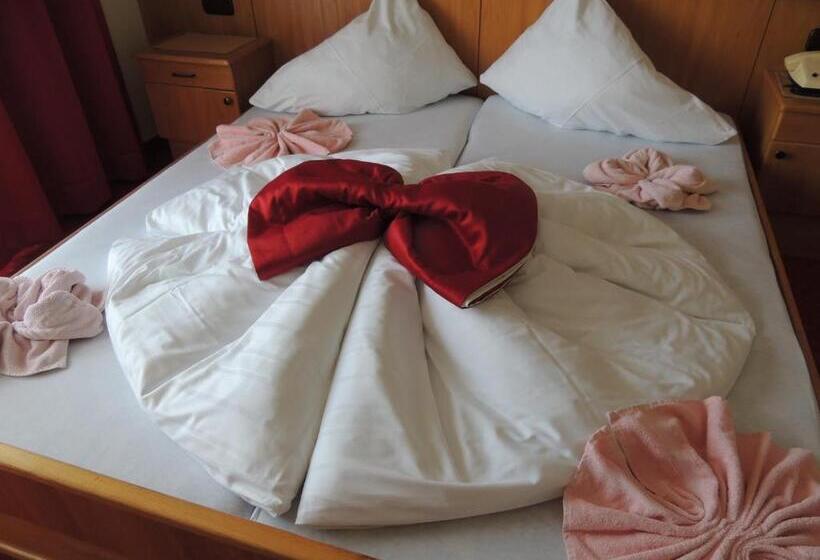 اتاق اکونومی, Frühstückspension Steffi