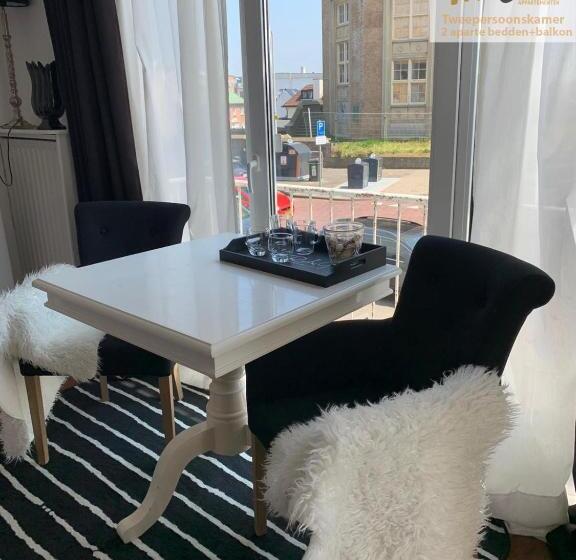 اتاق استاندارد با بالکن, El Sol Zandvoort 2