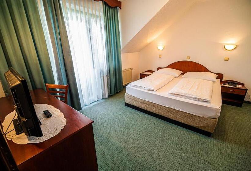 اتاق استاندارد, Guesthouse Leski Dvor