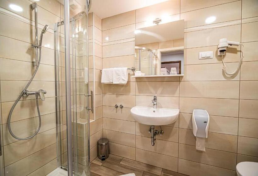 سوییت خانوادگی, Guesthouse Leski Dvor