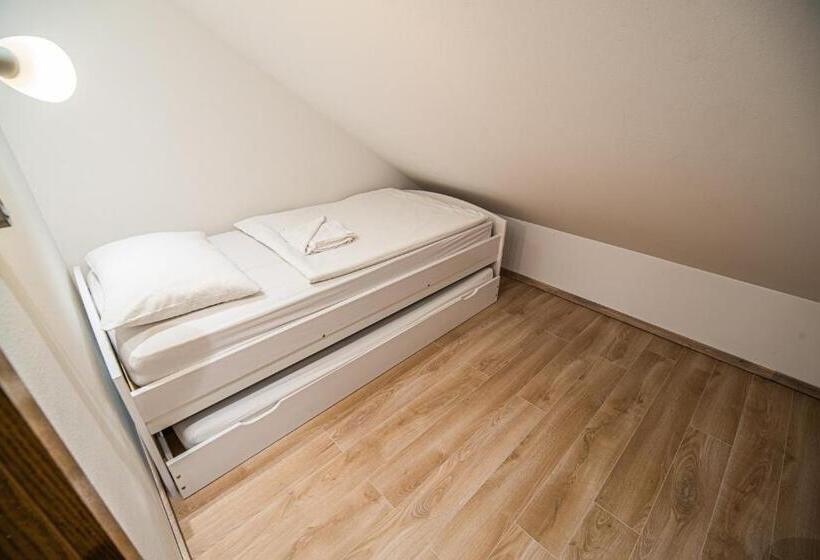 سوییت خانوادگی, Guesthouse Leski Dvor