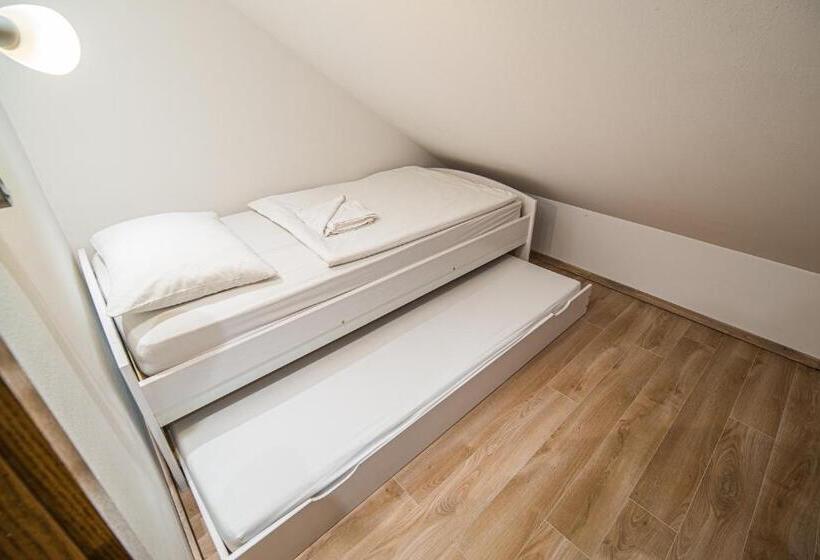 سوییت خانوادگی, Guesthouse Leski Dvor