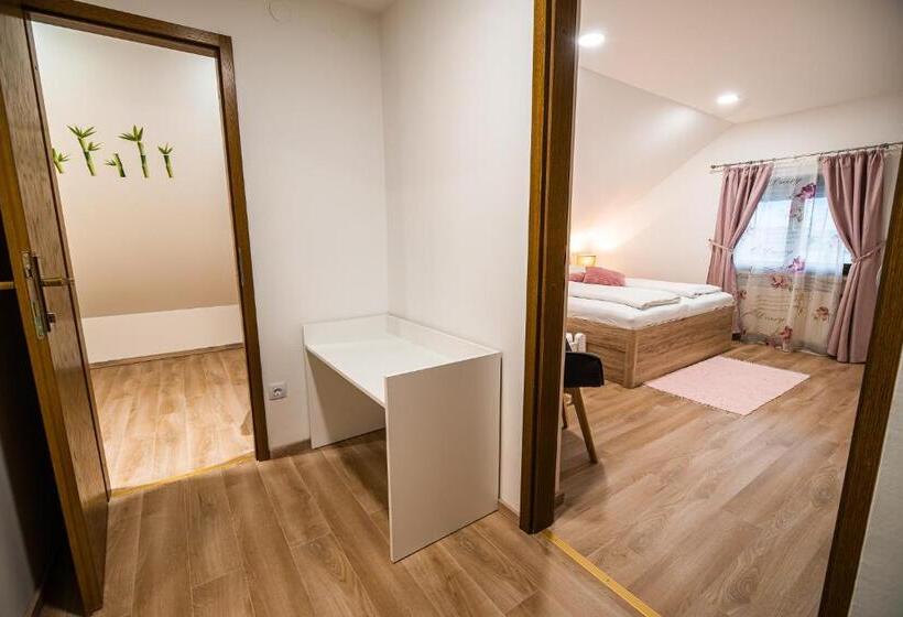 سوییت خانوادگی, Guesthouse Leski Dvor