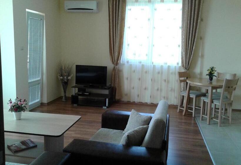 Апартаменты 1 Спальня, Stephanovy Guest House