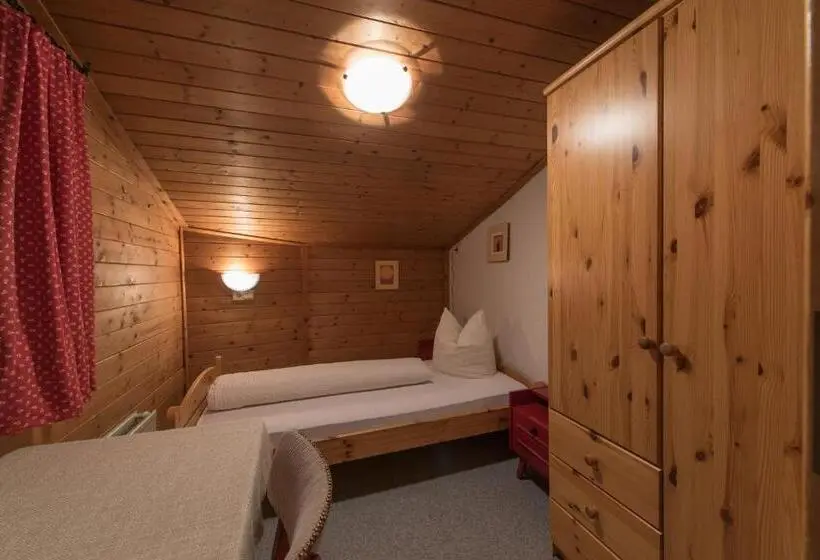 3 Bedroom Suite, Gasthof Zur Traube
