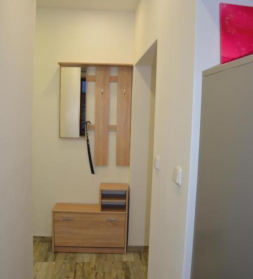 带1个卧室的公寓, Guesthouse Zlatý Hrozen