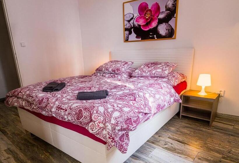 带1个卧室的公寓, Guesthouse Zlatý Hrozen