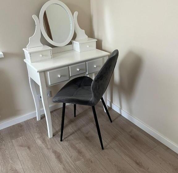 استودیوی استاندارد, Viesu Nams Pupa