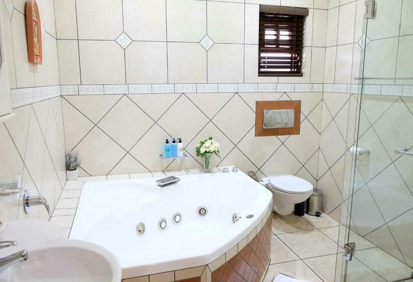 行政套房, Waterkloof Guest House