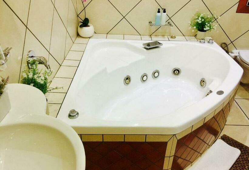 行政套房, Waterkloof Guest House