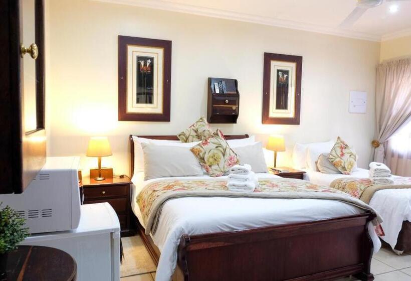 家庭间, Waterkloof Guest House