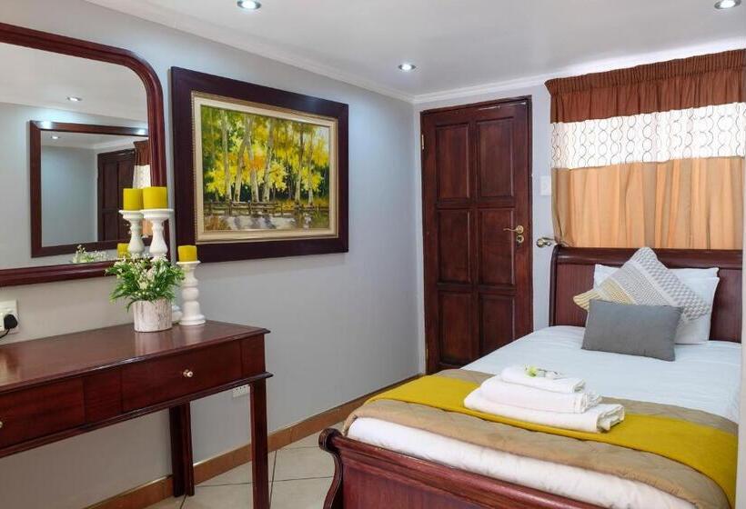 家庭间, Waterkloof Guest House