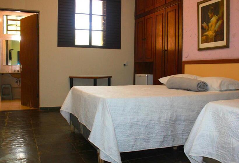 Люкс с Балконом, Fazenda Tia Dora