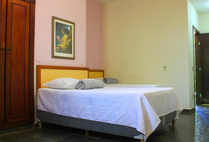 Люкс с Балконом, Fazenda Tia Dora