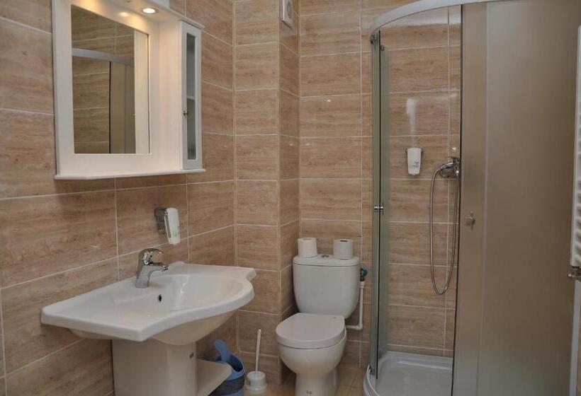 סטודיו סטנדרטי עם נוף לים ומרפסת, Mamaia Summerland Apartments