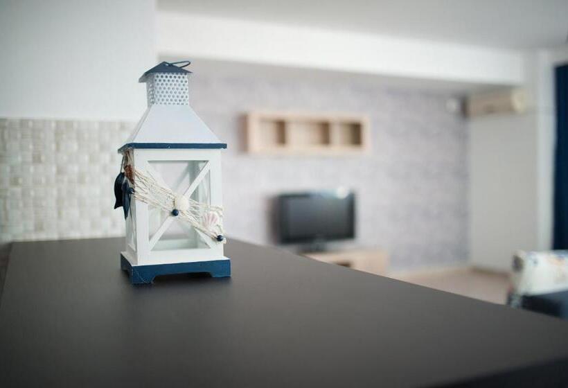 דירת שני חדרים עם מרפת, Mamaia Summerland Apartments