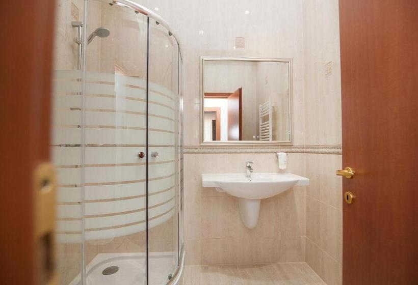 דירת שני חדרים עם מרפת, Mamaia Summerland Apartments