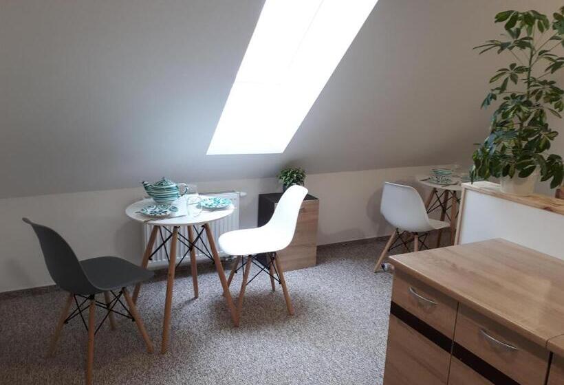 Номер Economy, A1 štart