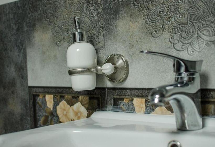 اتاق استاندارد سه نفره, City Lux Villa