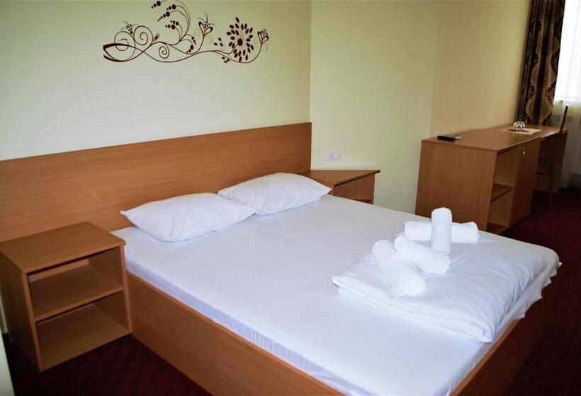 غرفة سوبيريور, Ct Tm