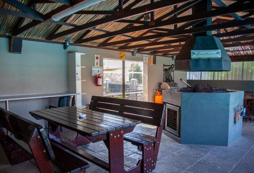 스탠다드 스튜디오, D Urbanmist Self Catering Guest House