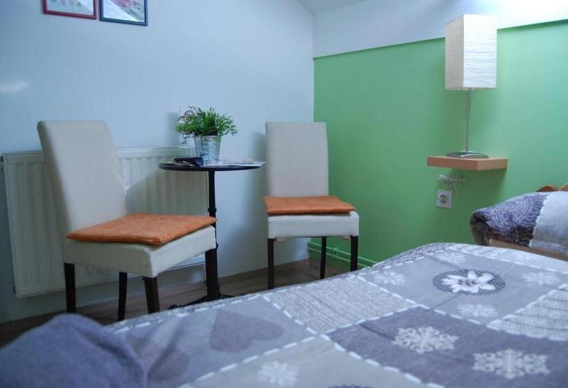 اتاق عادی, Rooms Hiša Divino