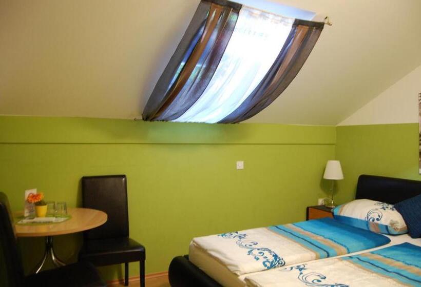 اتاق عادی, Rooms Hiša Divino