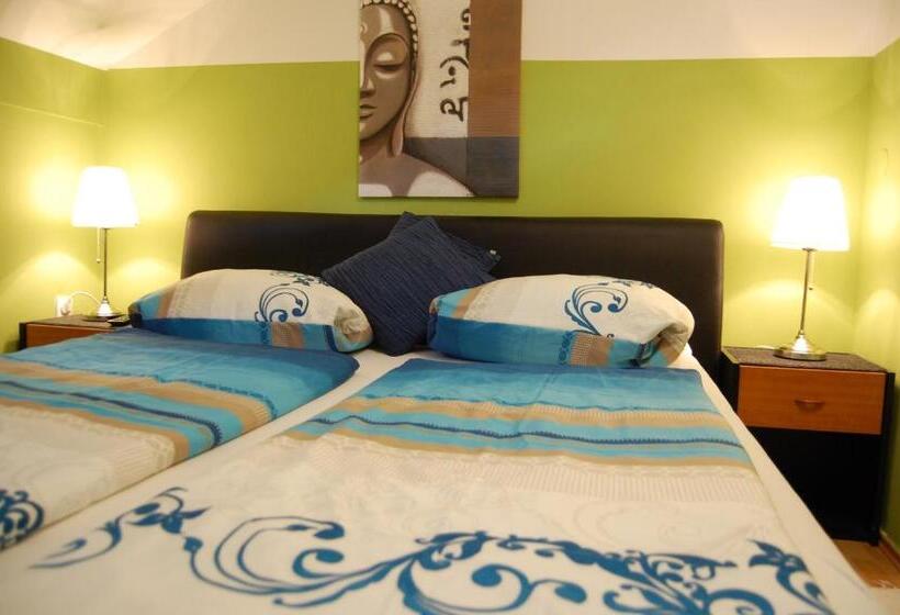 اتاق عادی, Rooms Hiša Divino