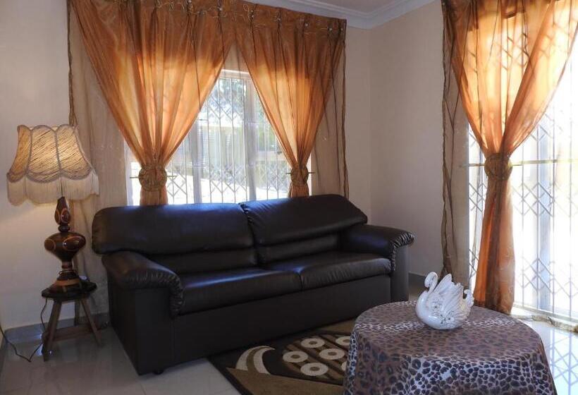 غرفة ديلوكس, Rose Of Sharon