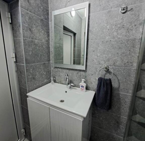 آپارتمان 1 خوابه, Villa Renessans