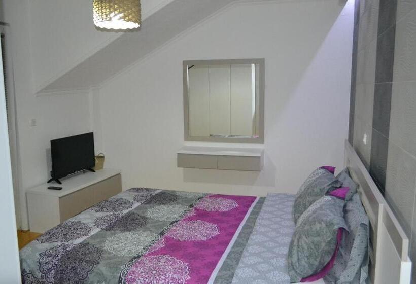 Апартаменты 2 Спальни, Villa Renessans