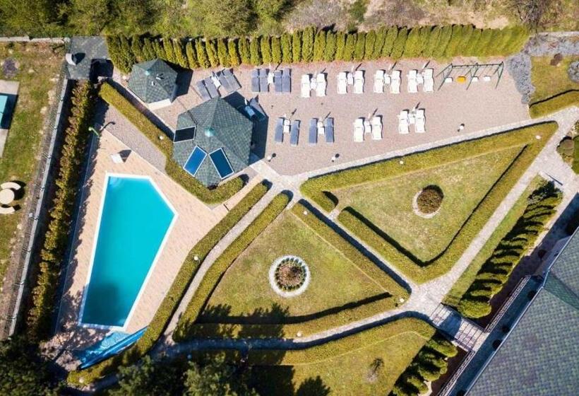 اتاق استاندارد با چشمانداز استخر, Sunčani Breg Apartments Vrdnik