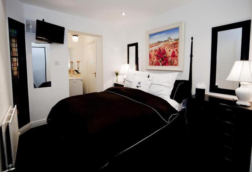 חדר אקונומי, The K Kinsale