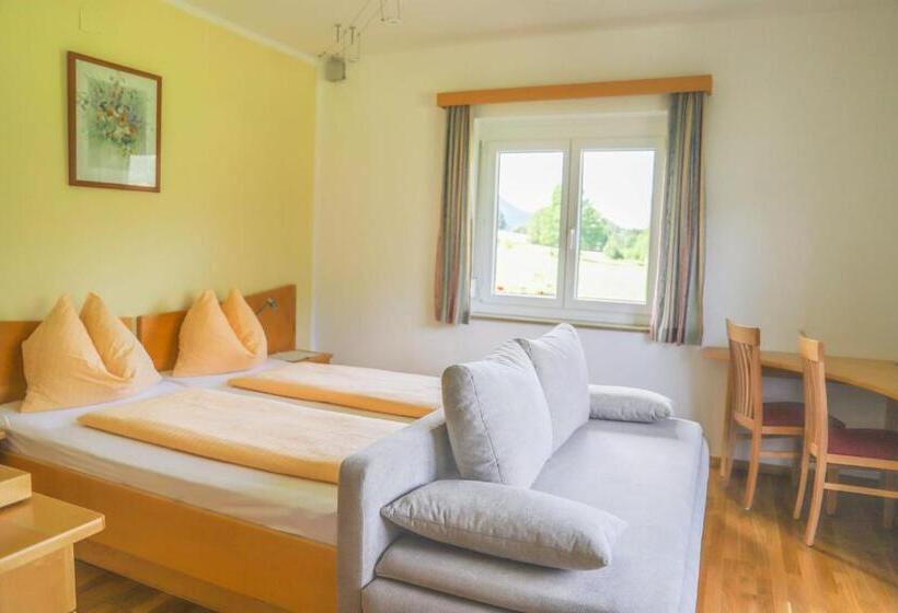 חדר סטנדרט נוף לאגם, Pension Strauß