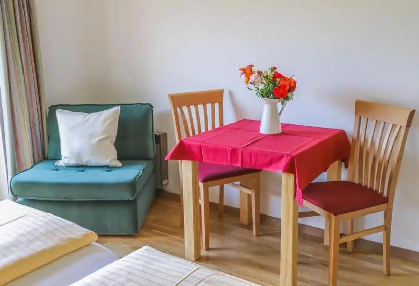 Standard-huone Parveke, Pension Strauß