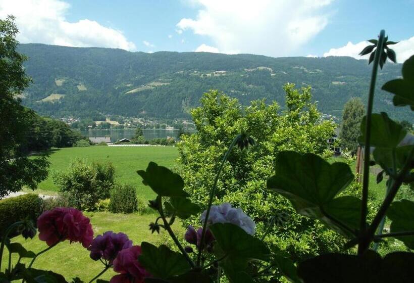 1 Bedroom Apartment Lake View, Pension Strauß