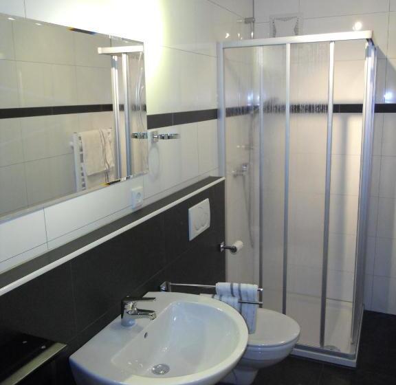 1 Bedroom Apartment Lake View, Pension Strauß