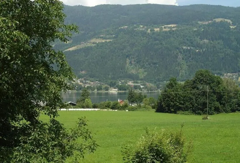 Huoneisto 1 Makuuhuone, Pension Strauß