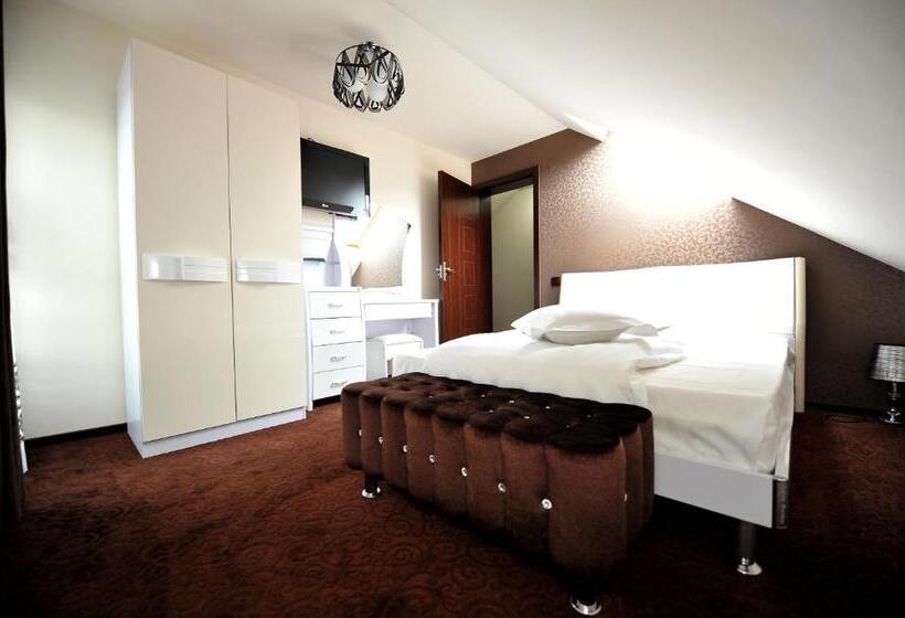 Family Suite, Pensiunea Ellemar