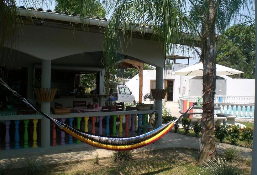 آپارتمان 2 خوابه, Rainbow Village